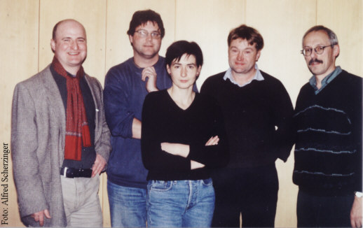 Die Redaktion nach der Besttigung durch die Vollversammlung