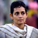 Arndhati Roy - mutige Kritikerin der Bush-Administration